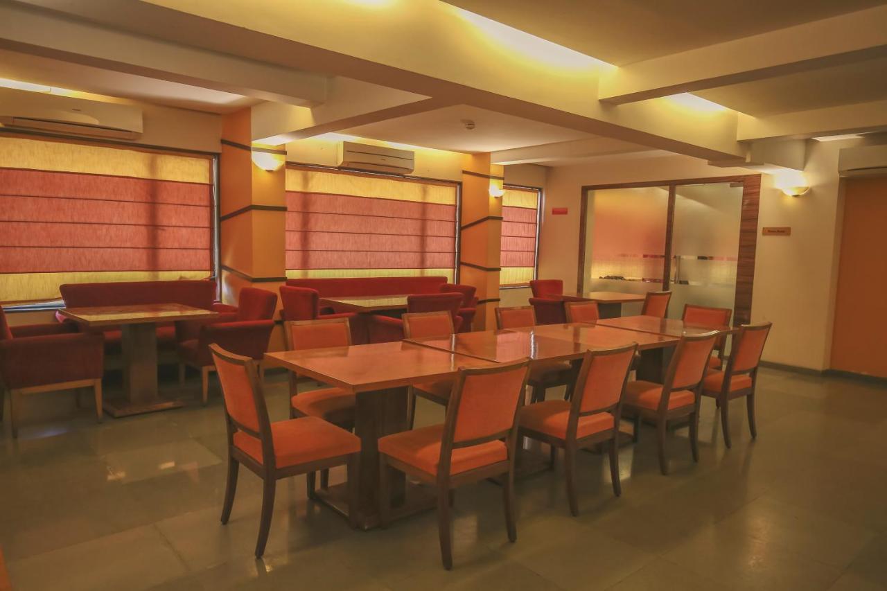 The Gold Haven Hotell Pune Eksteriør bilde